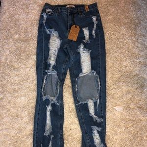 Laura’s boutique Claire Boyfriend Jeans